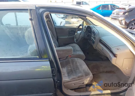 1997 Chevrolet Lumina z USA, uszkodzony, nr VIN 2G1WL52M0V9201790